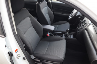 Suzuki Vitara Suzuki Vitara 1.4 BoosterJet Comfort Hybrid - afbeelding nr 17