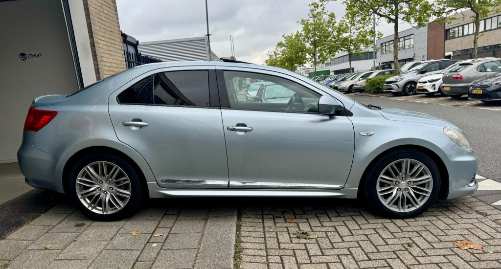 Hoofdafbeelding Suzuki Kizashi