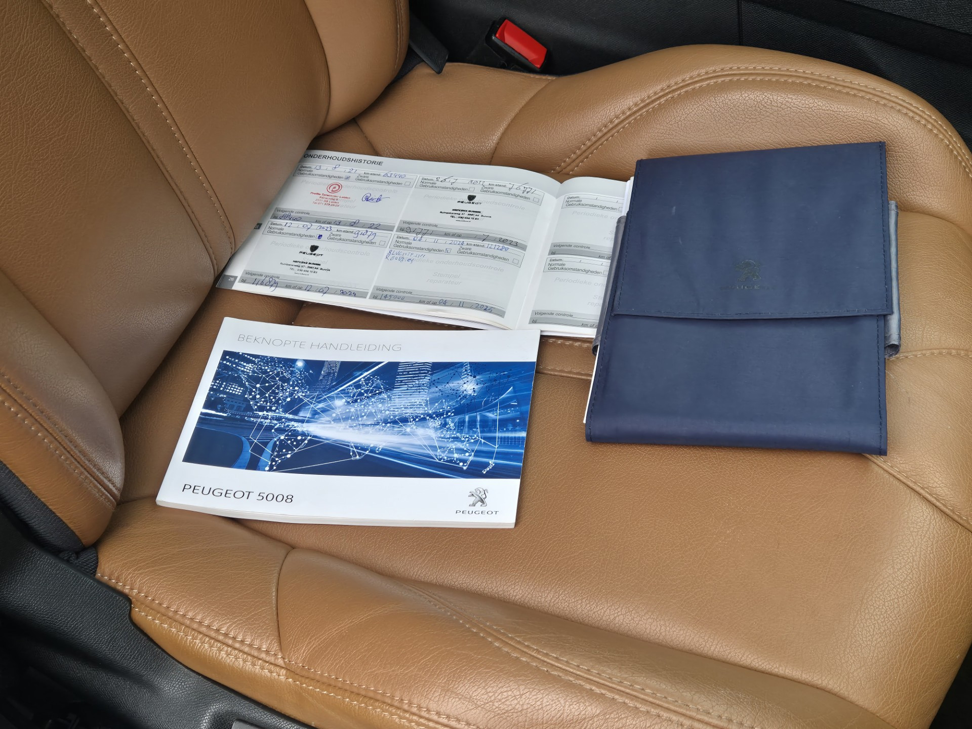 Hoofdafbeelding Peugeot 5008