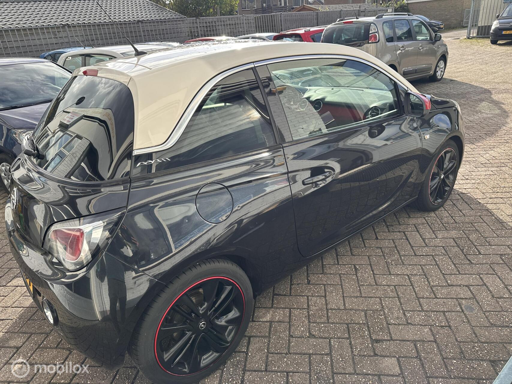 Hoofdafbeelding Opel ADAM