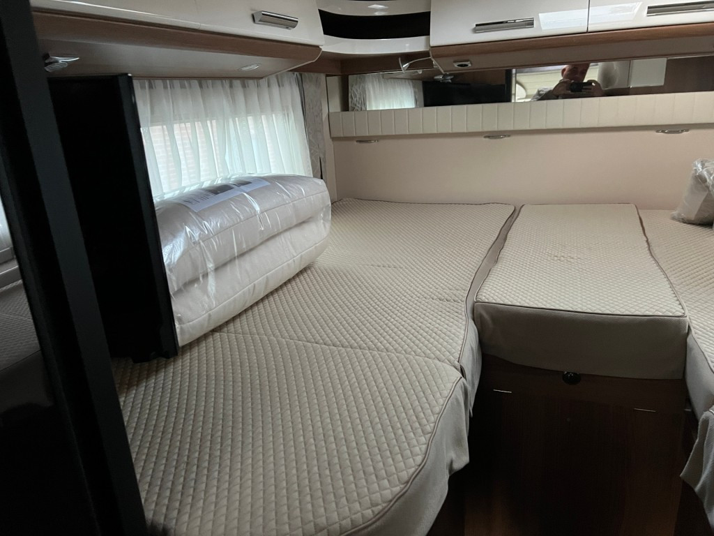 Hoofdafbeelding Carthago Carthago C-compactline I 143 Le