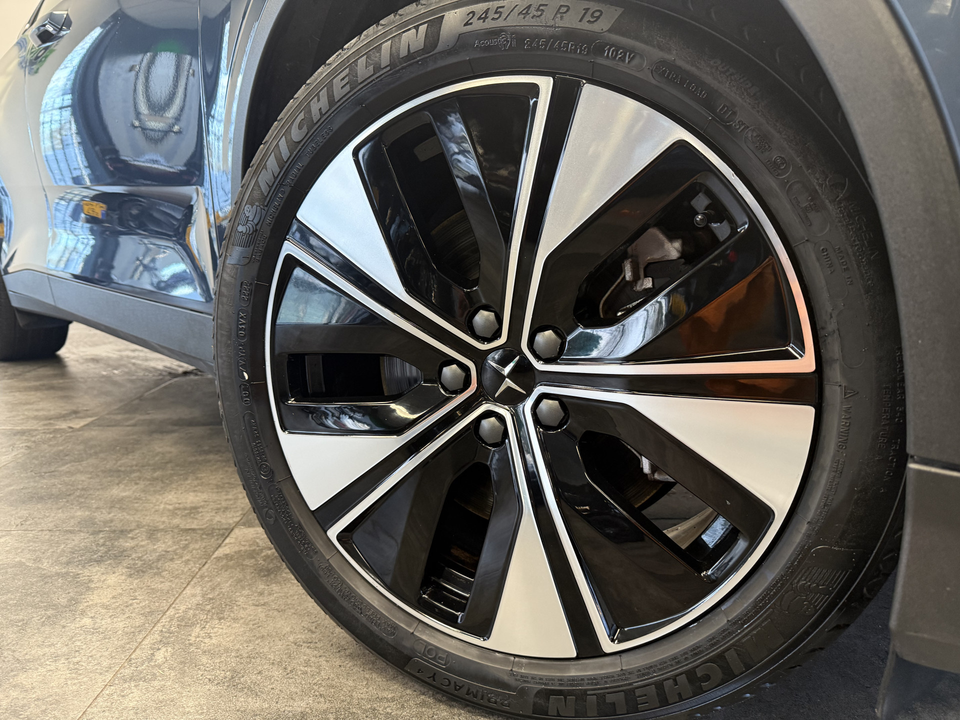 Hoofdafbeelding Polestar 2