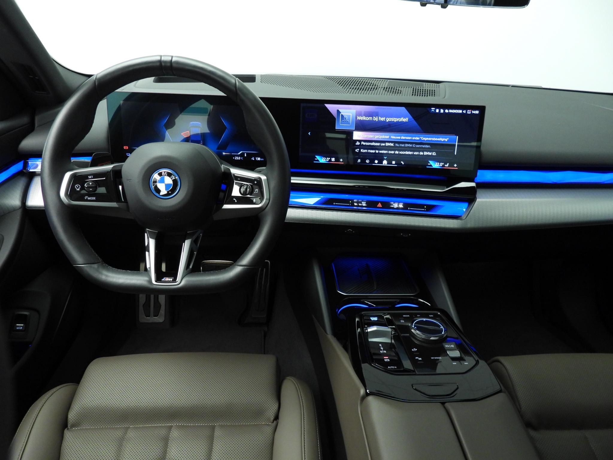 Hoofdafbeelding BMW i5