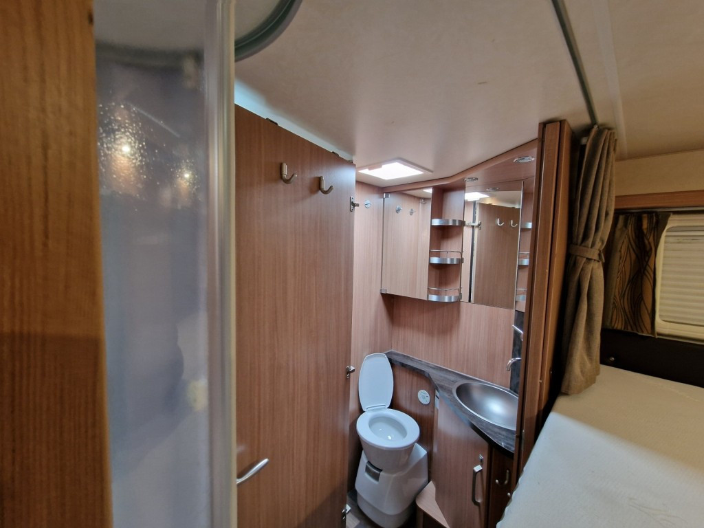 Hoofdafbeelding Knaus Camper