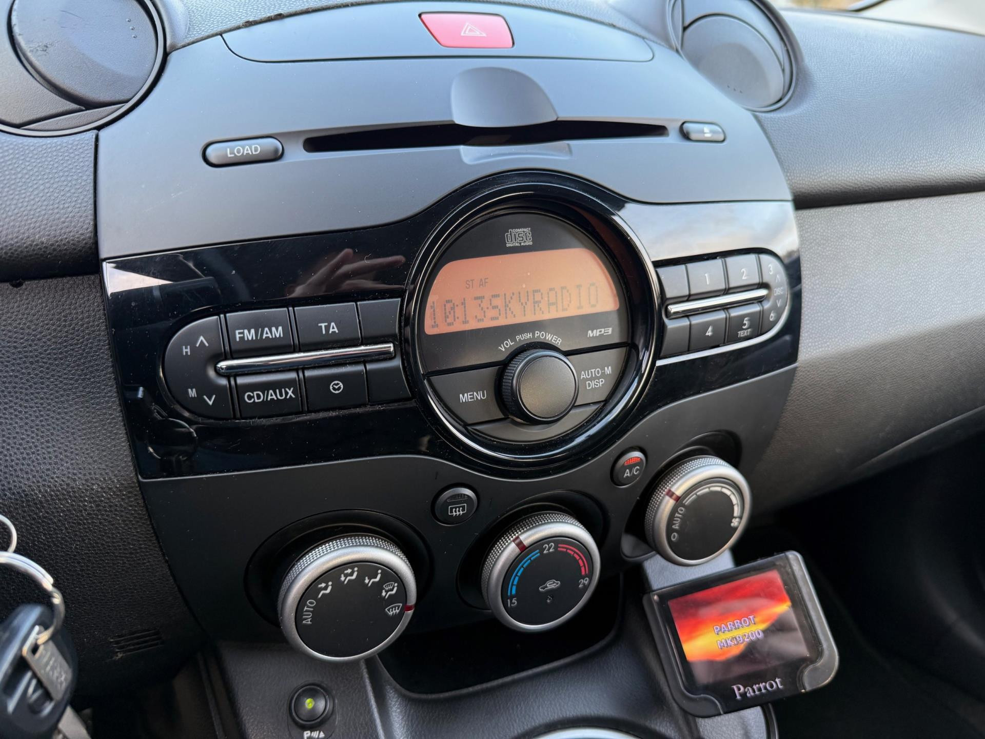 Hoofdafbeelding Mazda 2