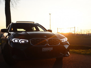 BMW 3 Serie BMW 3 Serie Touring M340i xDrive M-Sport | Pano | Leder | HUD | HiFi | 19