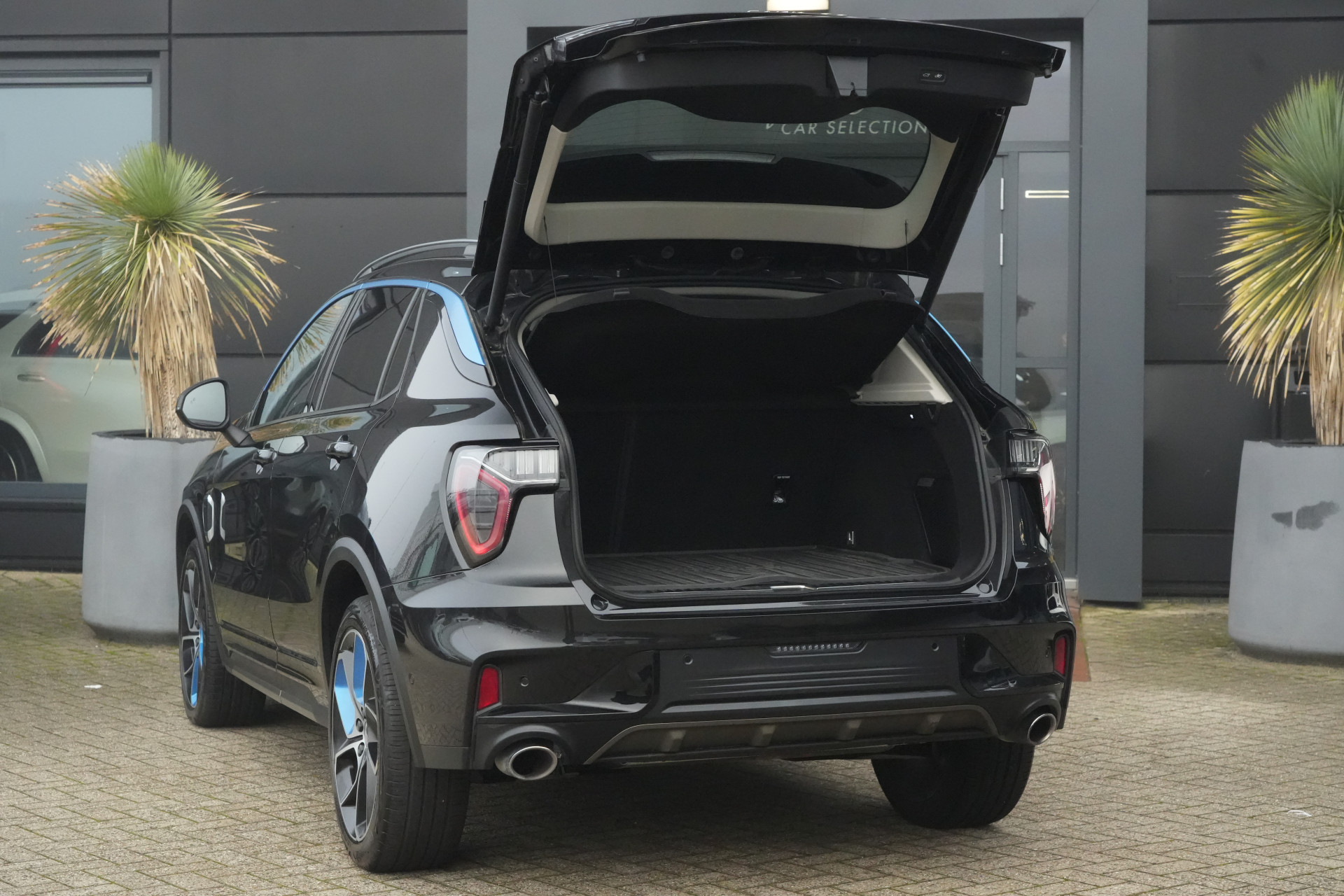 Hoofdafbeelding Lynk & Co 01