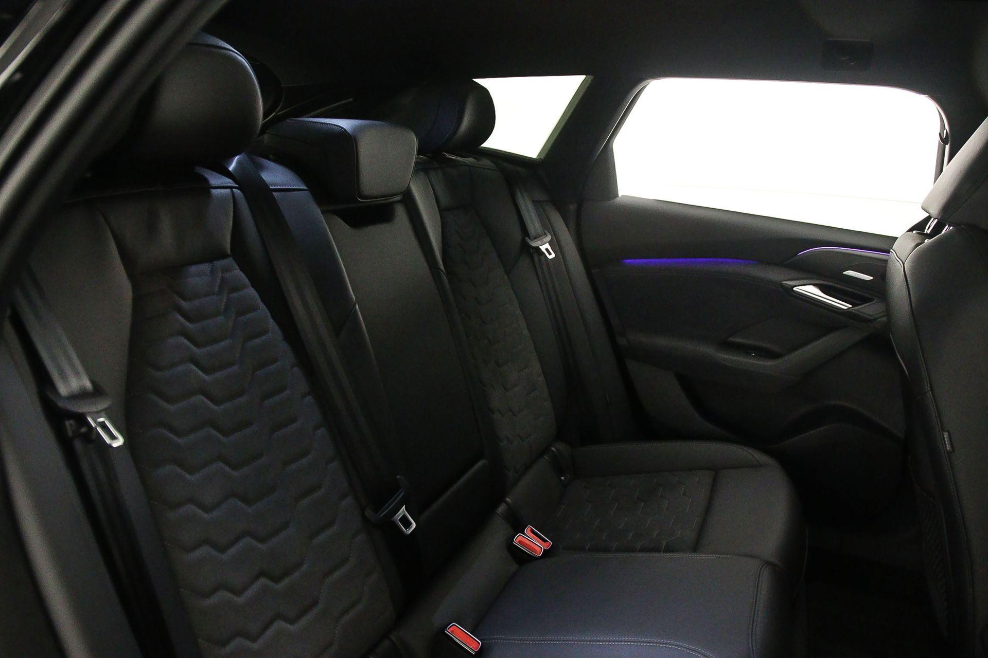 Hoofdafbeelding Audi A6 Avant e-tron