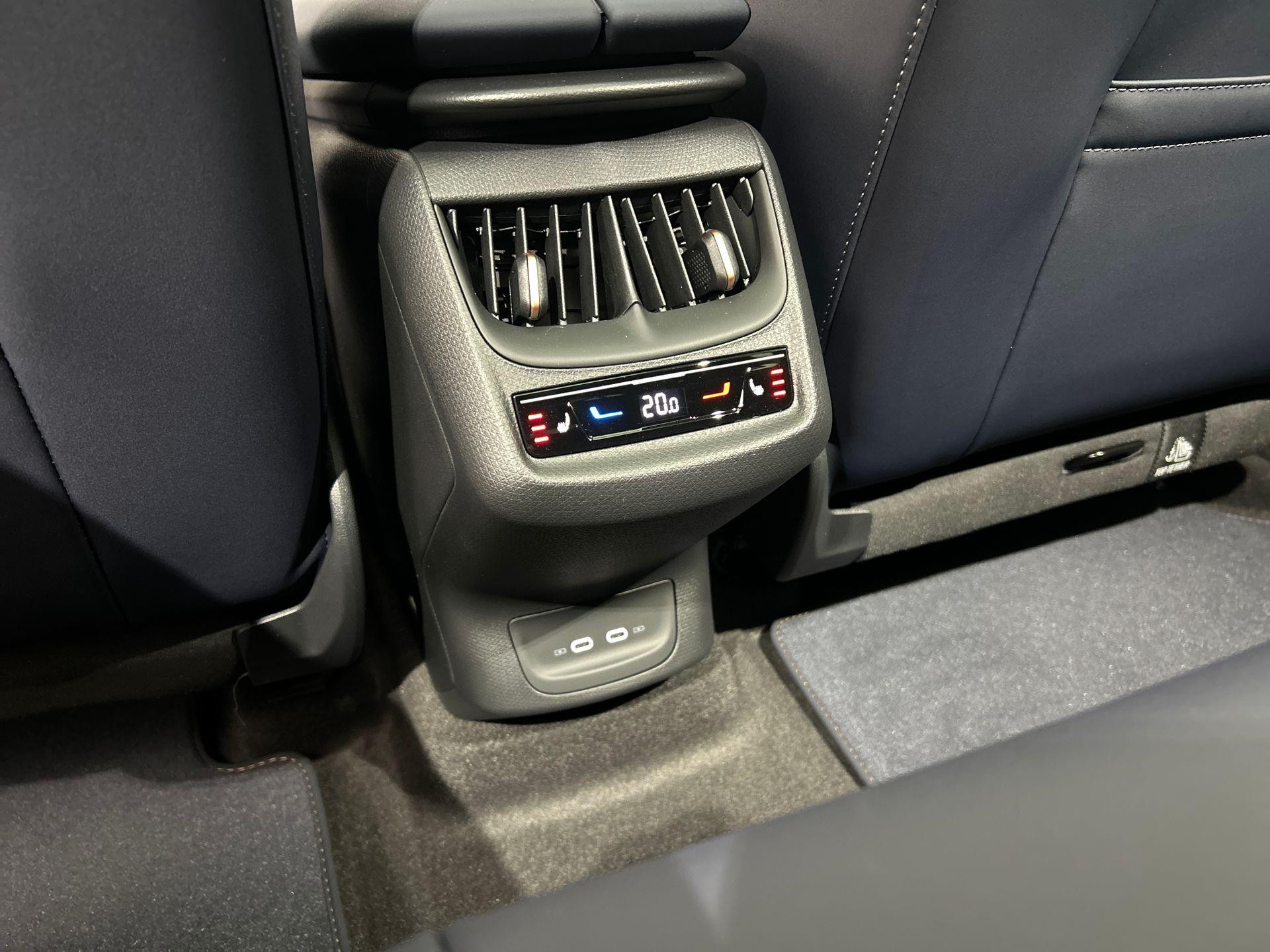 Hoofdafbeelding CUPRA Tavascan