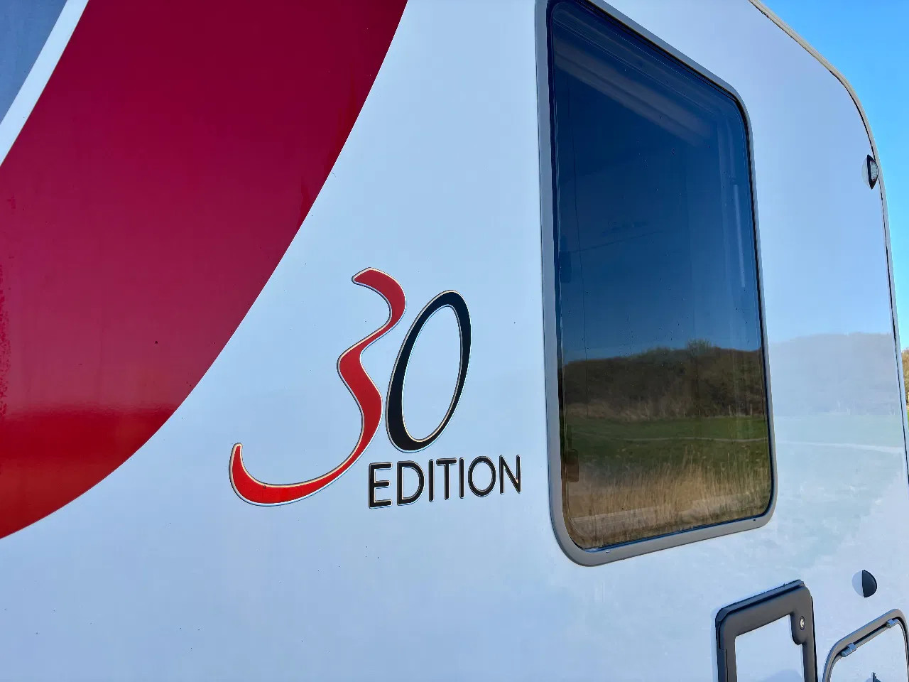 Hoofdafbeelding Bürstner BT7342 30 EDITION IXEO TIME IT734 Camper