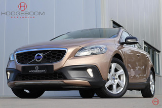 Volvo V40 Cross Country 1.6 T4 180 PK / Navi / Cruise / PDC / Trekhaak