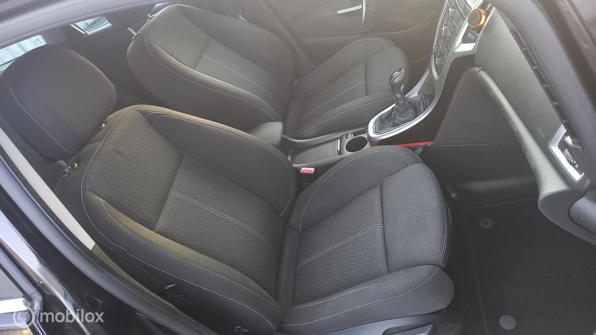 Hoofdafbeelding Opel Astra