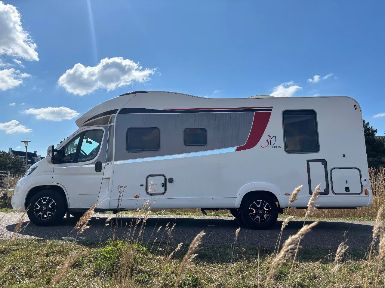 Hoofdafbeelding Bürstner BT7342 30 EDITION IXEO TIME IT734 Camper