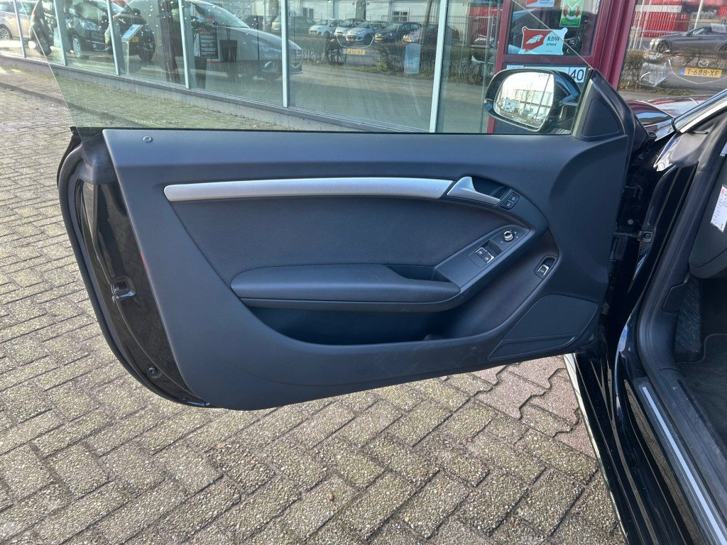 Hoofdafbeelding Audi Coupé