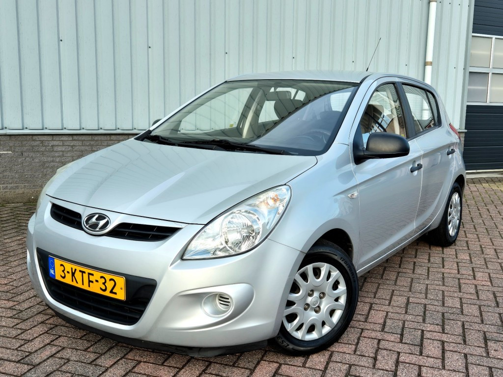 Hoofdafbeelding Hyundai i20