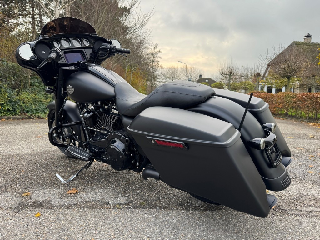 Hoofdafbeelding Harley-Davidson Street Glide