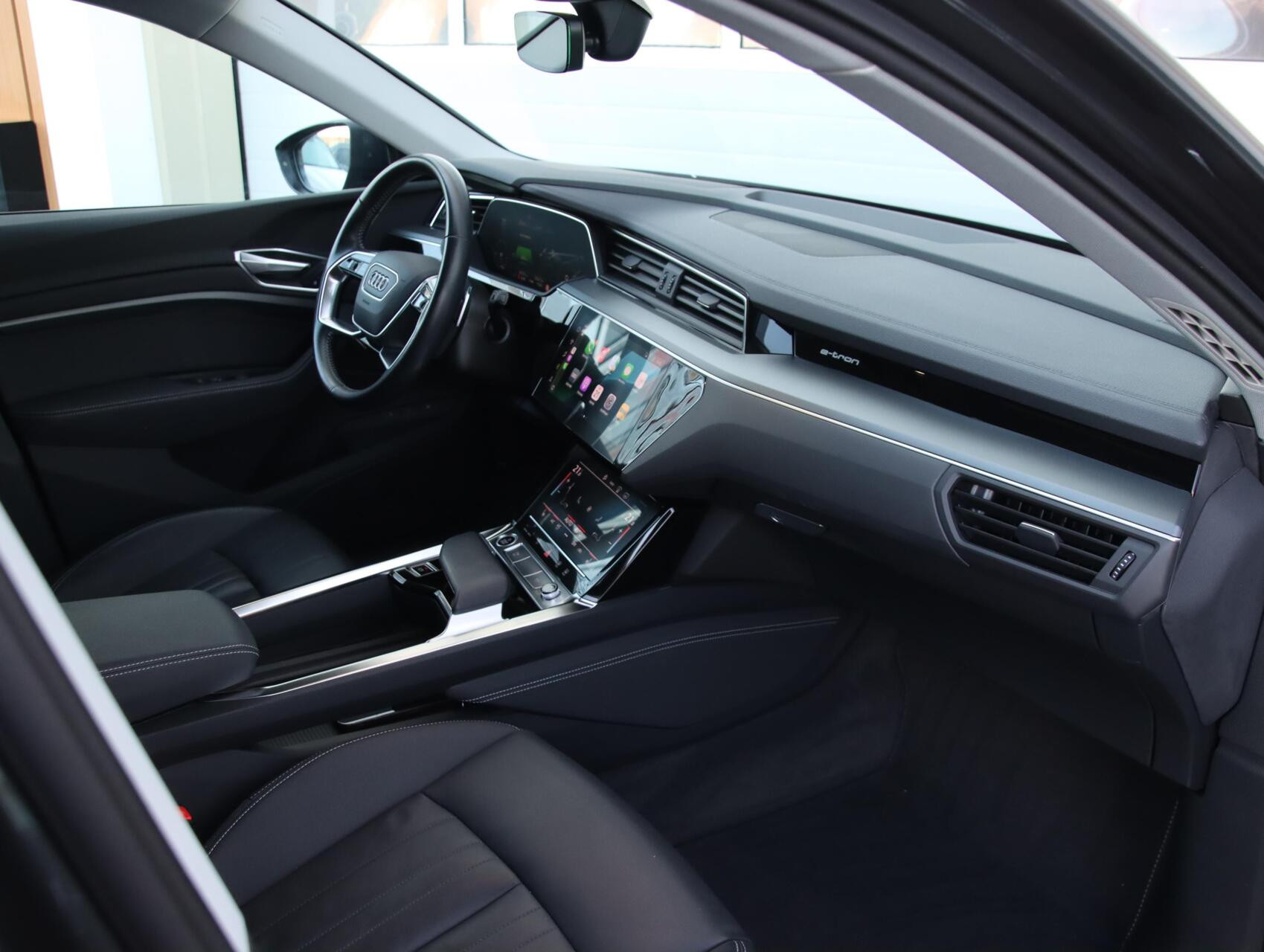 Hoofdafbeelding Audi e-tron