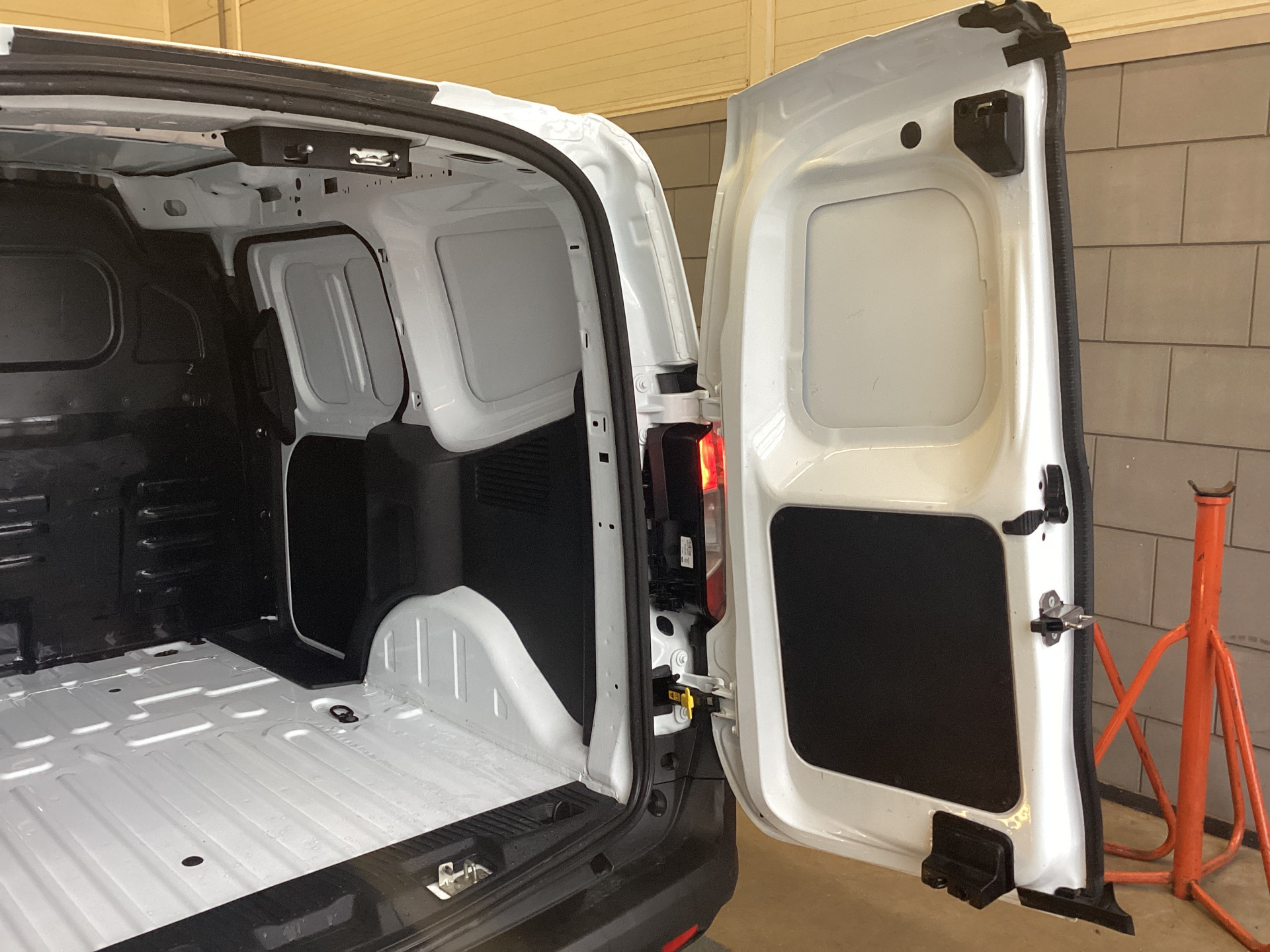 Hoofdafbeelding Ford Transit Courier