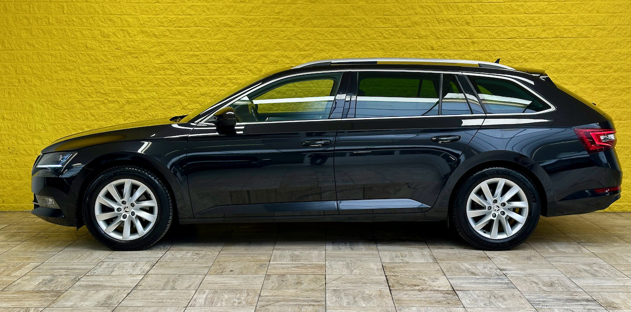 Hoofdafbeelding Škoda Superb