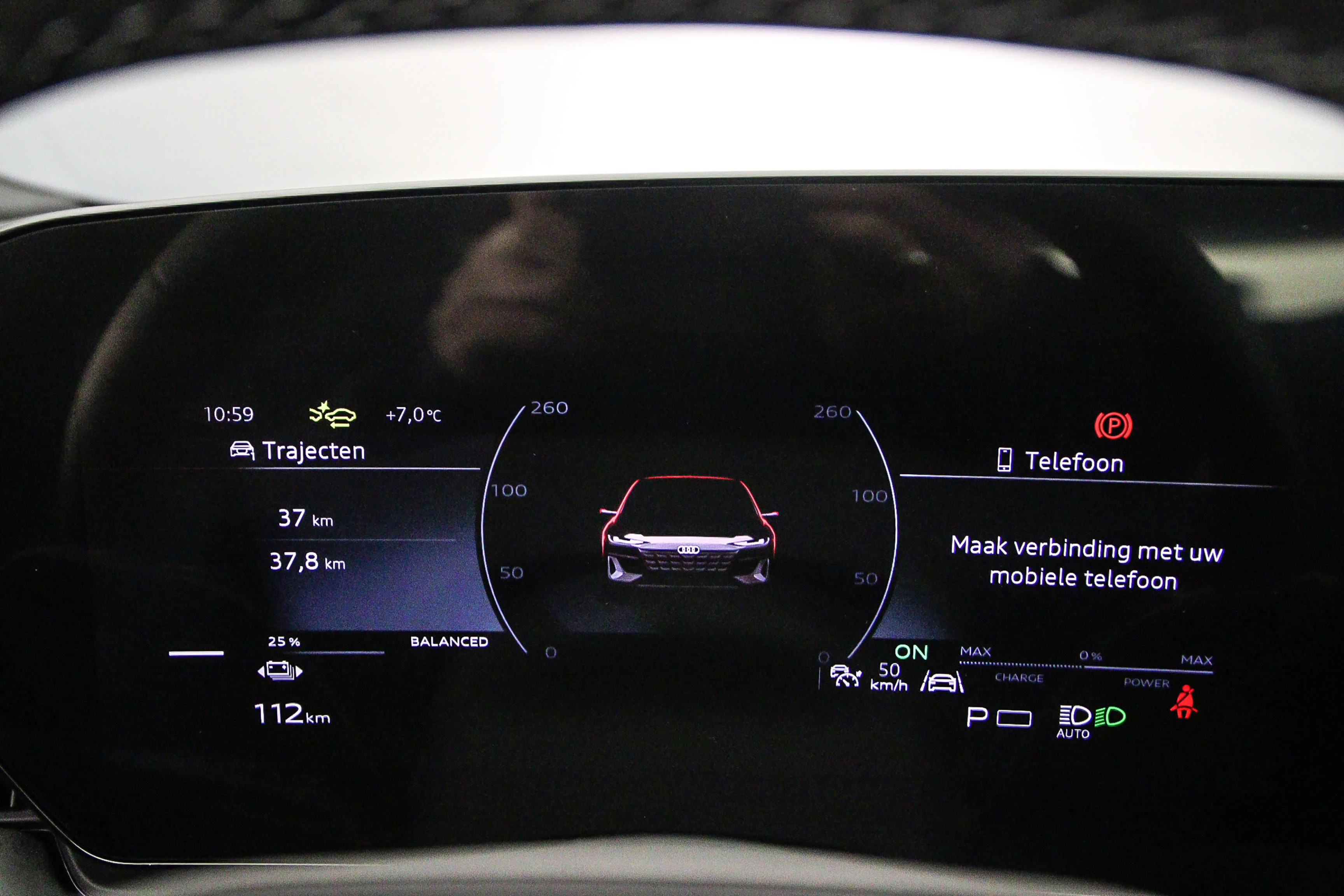 Hoofdafbeelding Audi A6 Avant e-tron