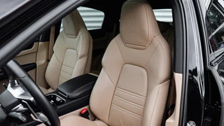 Porsche Cayenne Porsche Cayenne Coupé 3.0 E-Hybrid Platinum Edition SportDesign | Panoramadak | Surround View | BOSE Sound | Trekhaak | - afbeelding nr 9