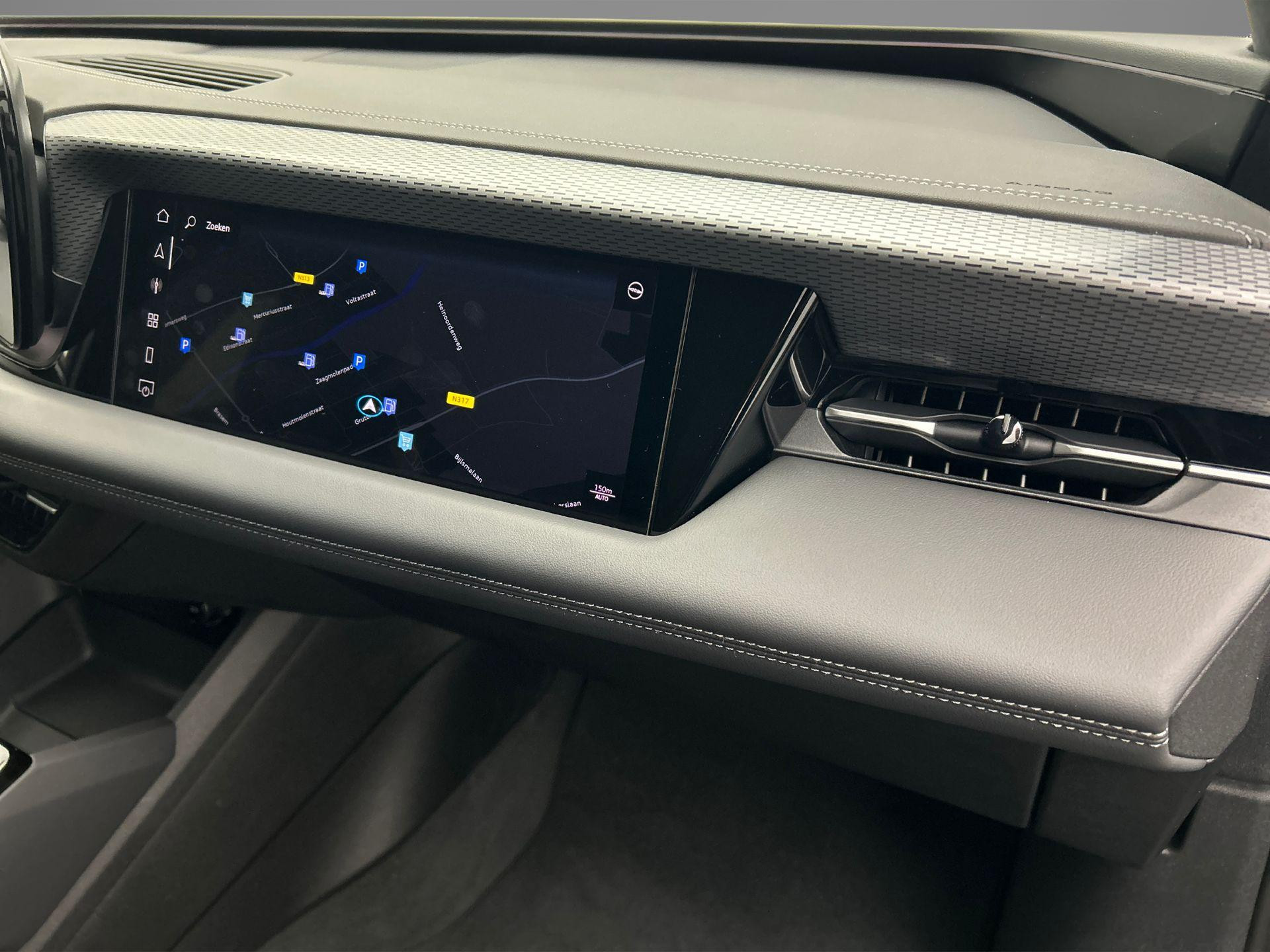 Hoofdafbeelding Audi A6 Avant e-tron