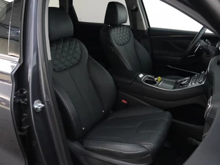 Hyundai Santa Fe Hyundai Santa Fe 1.6 T-GDI HEV Comfort Smart 7 Persoons | Trekhaak | DAB | Naviga - afbeelding nr 15