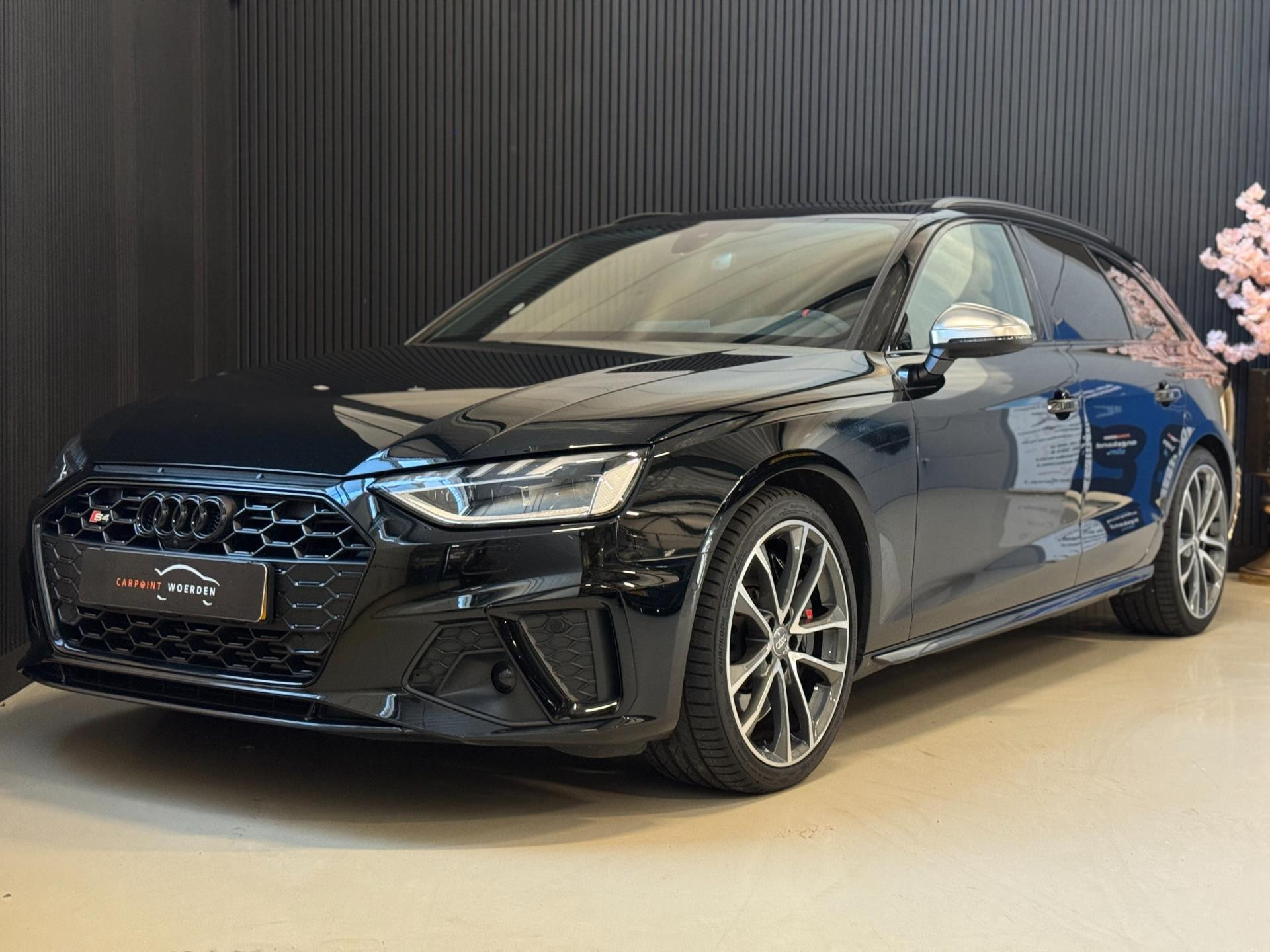 Hoofdafbeelding Audi S4