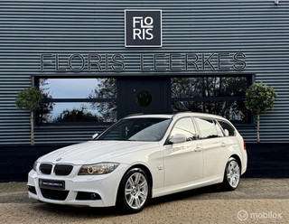 BMW 3-serie 325xi | M Sport | Pano dak | Zwart Leer | Xenon