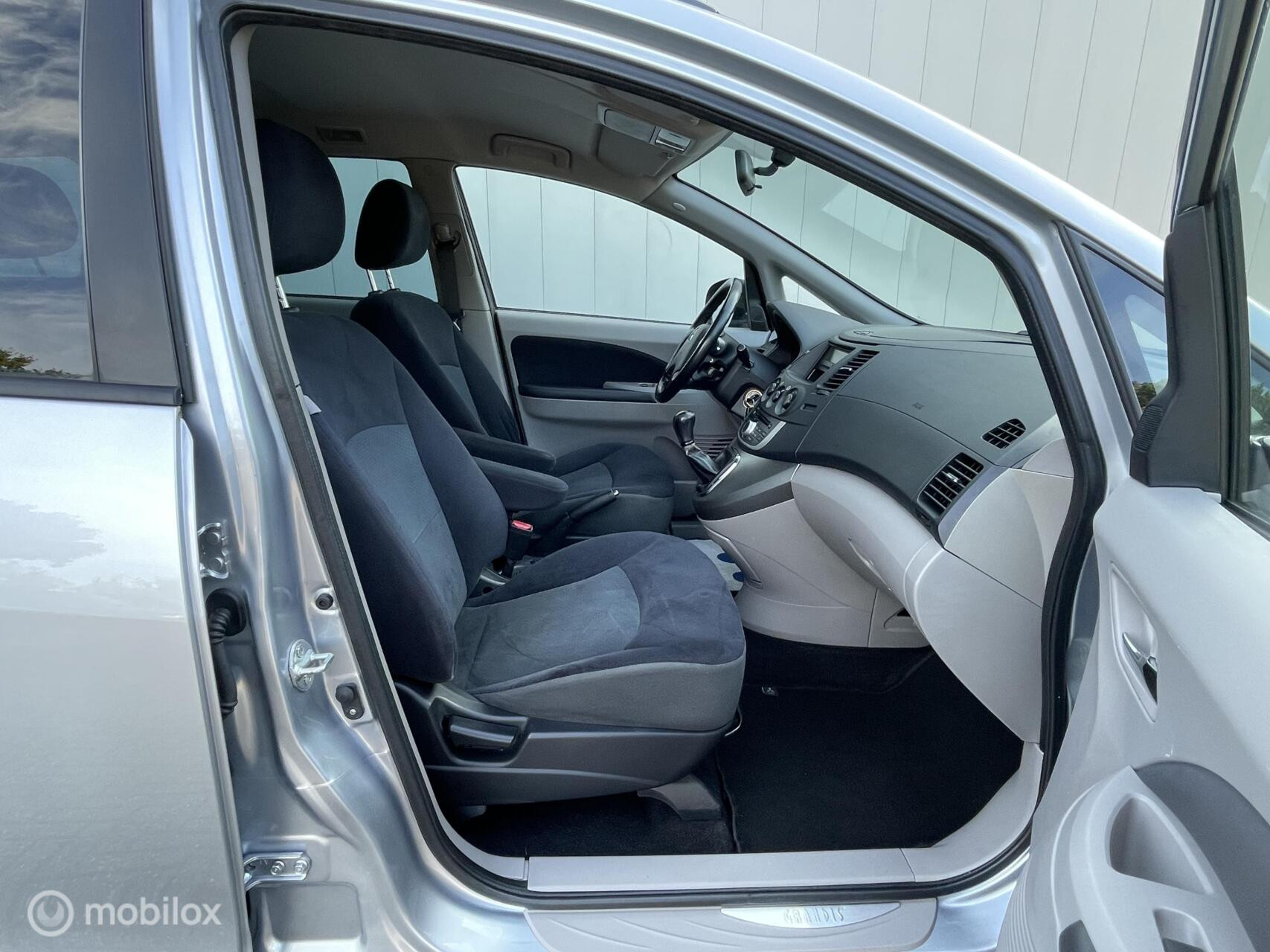 Hoofdafbeelding Mitsubishi Grandis