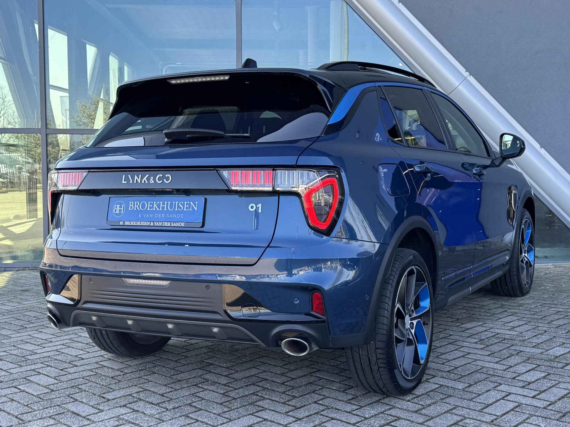 Hoofdafbeelding Lynk & Co 01