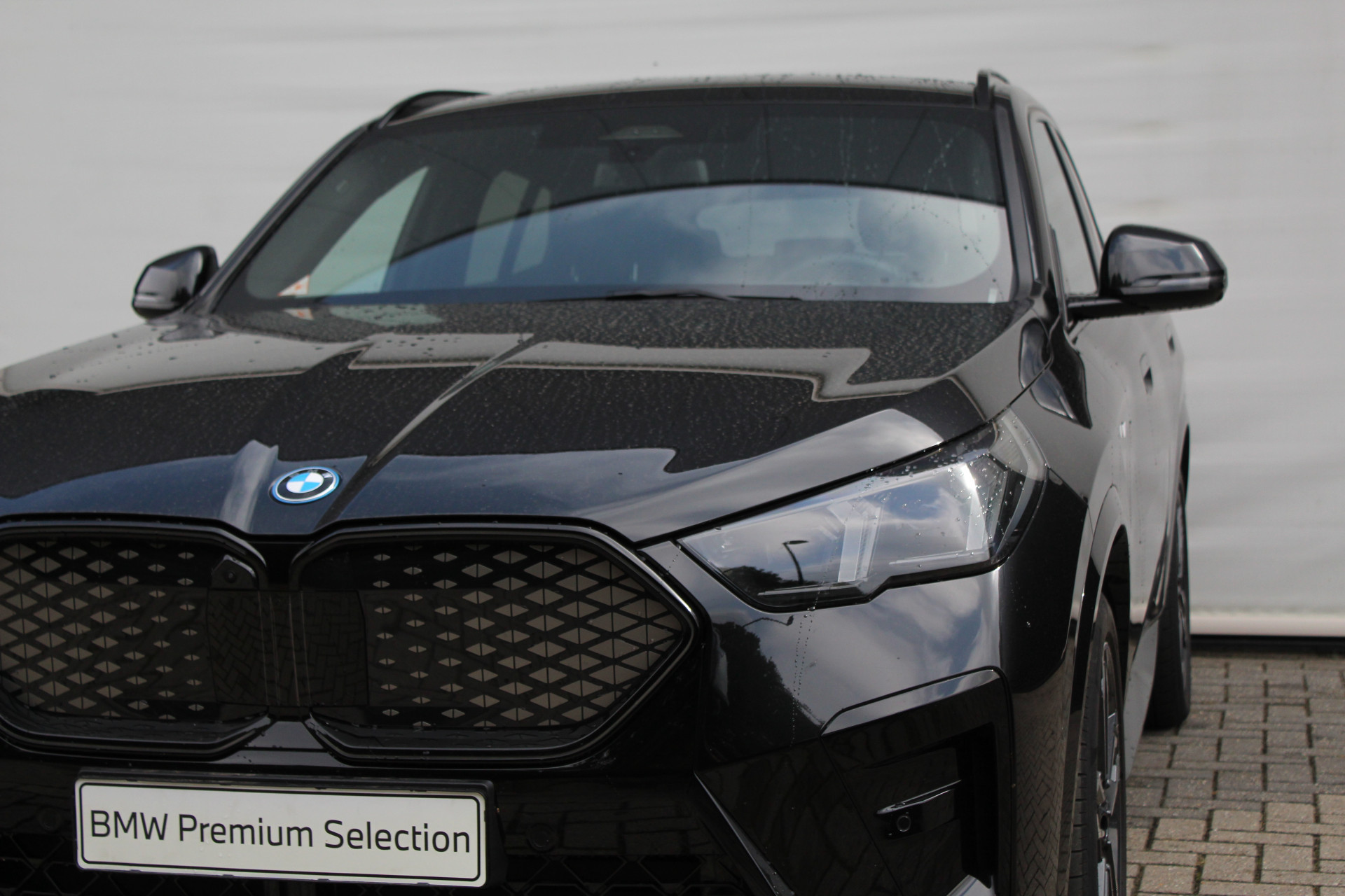 Hoofdafbeelding BMW iX2