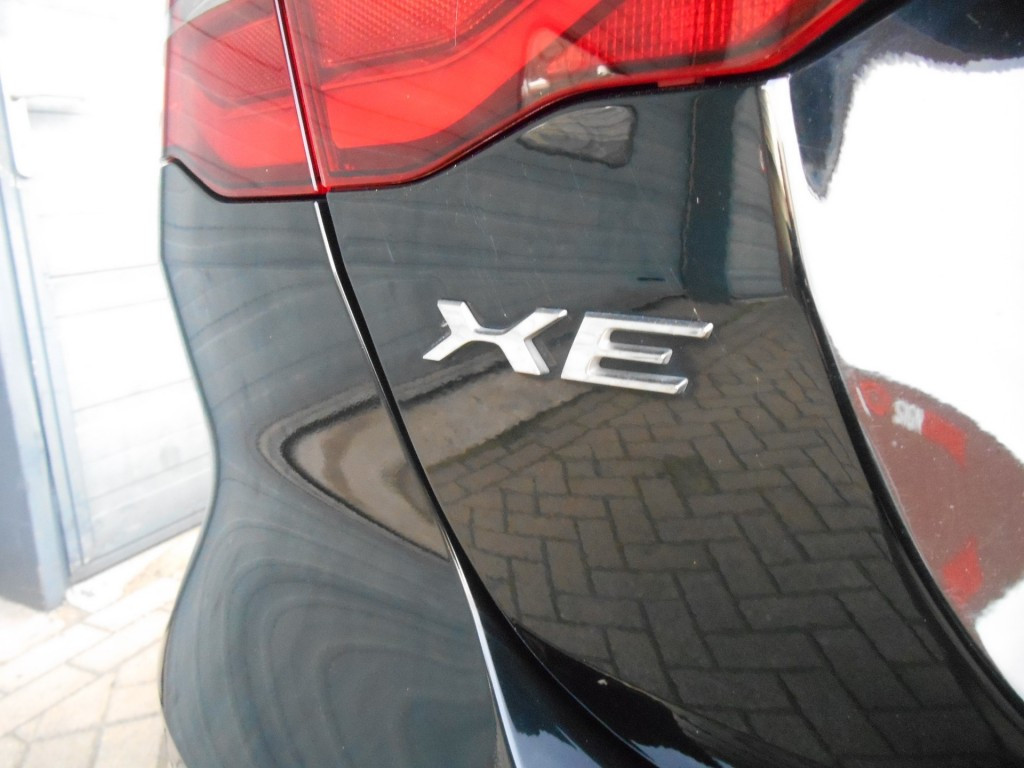 Hoofdafbeelding Jaguar XE