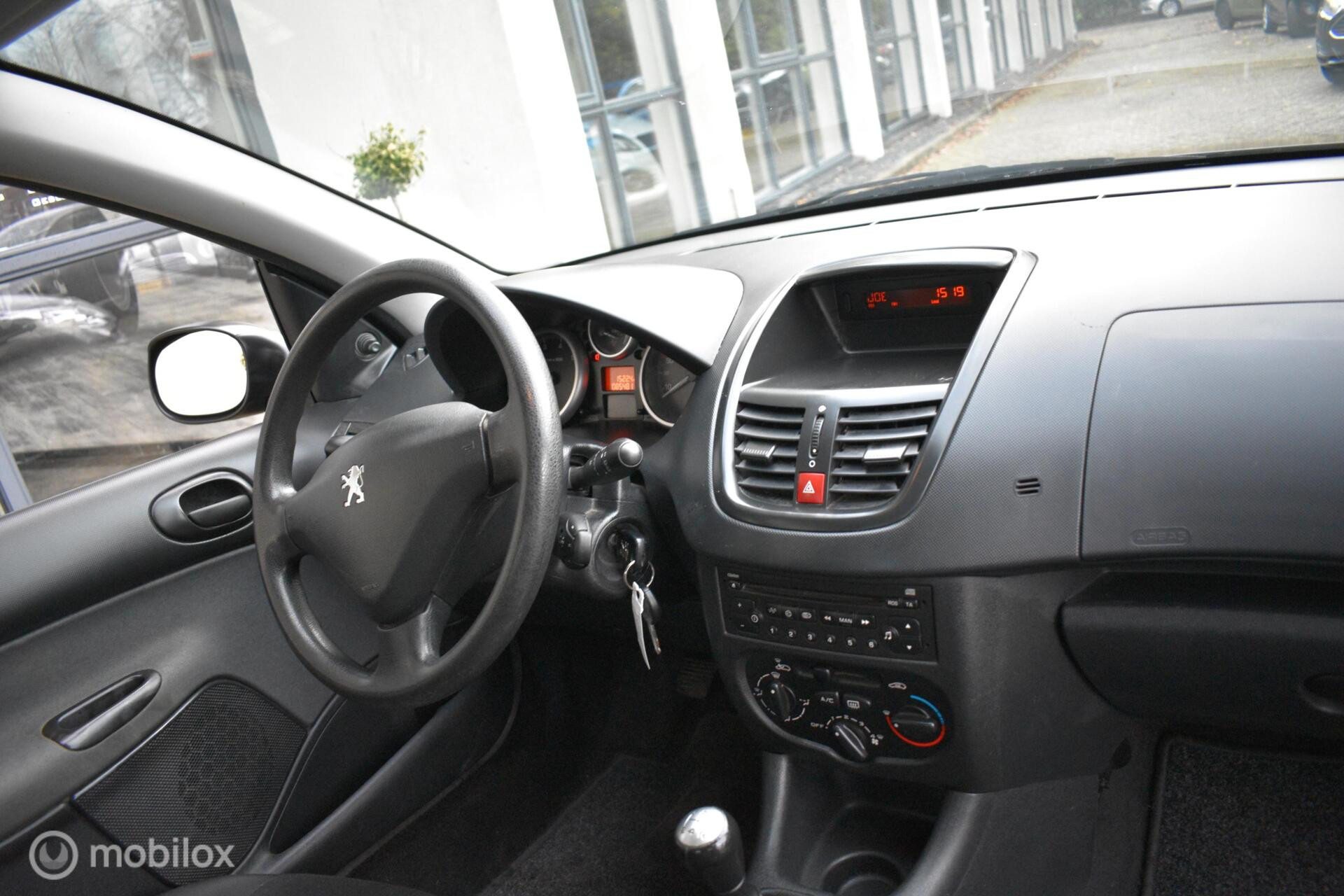 Hoofdafbeelding Peugeot 206