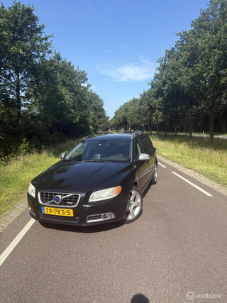 Volvo V70 R-Edition