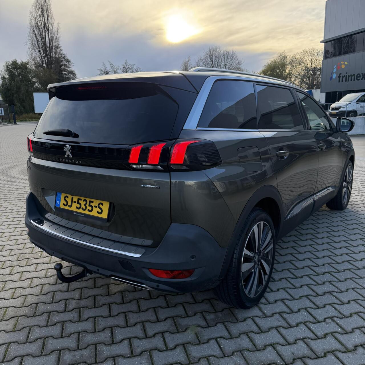 Hoofdafbeelding Peugeot 5008
