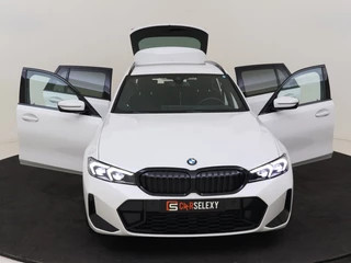 BMW 3 Serie BMW 3 Serie Touring 318i M-Sport | Headup | Cruise | LM18