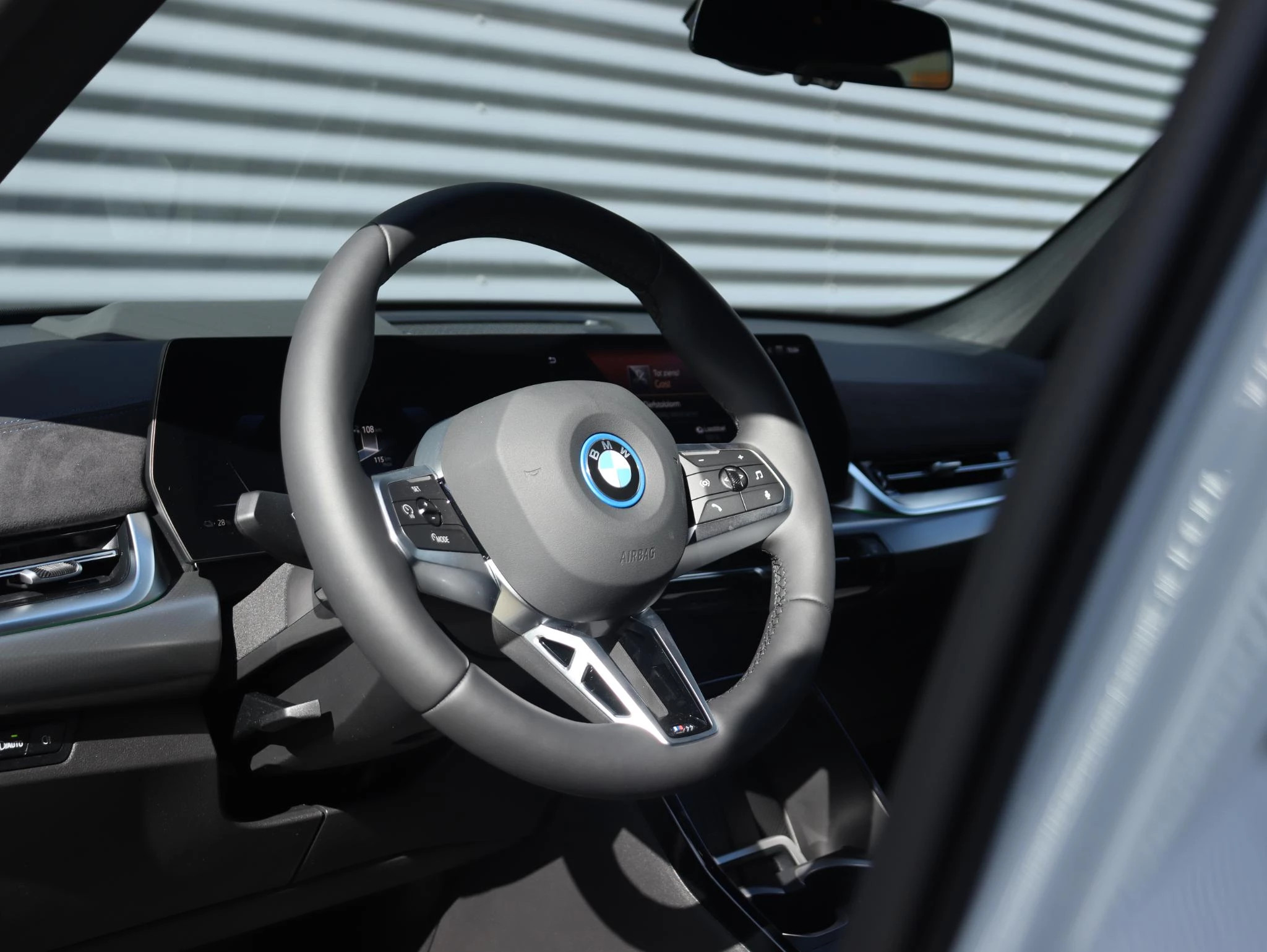 Hoofdafbeelding BMW iX2