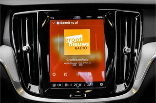 Volvo S60 Volvo S60 2.0 B4 R-Design Ultimate Dark ACC Schuifdak Camera 1e Eig - afbeelding nr 25