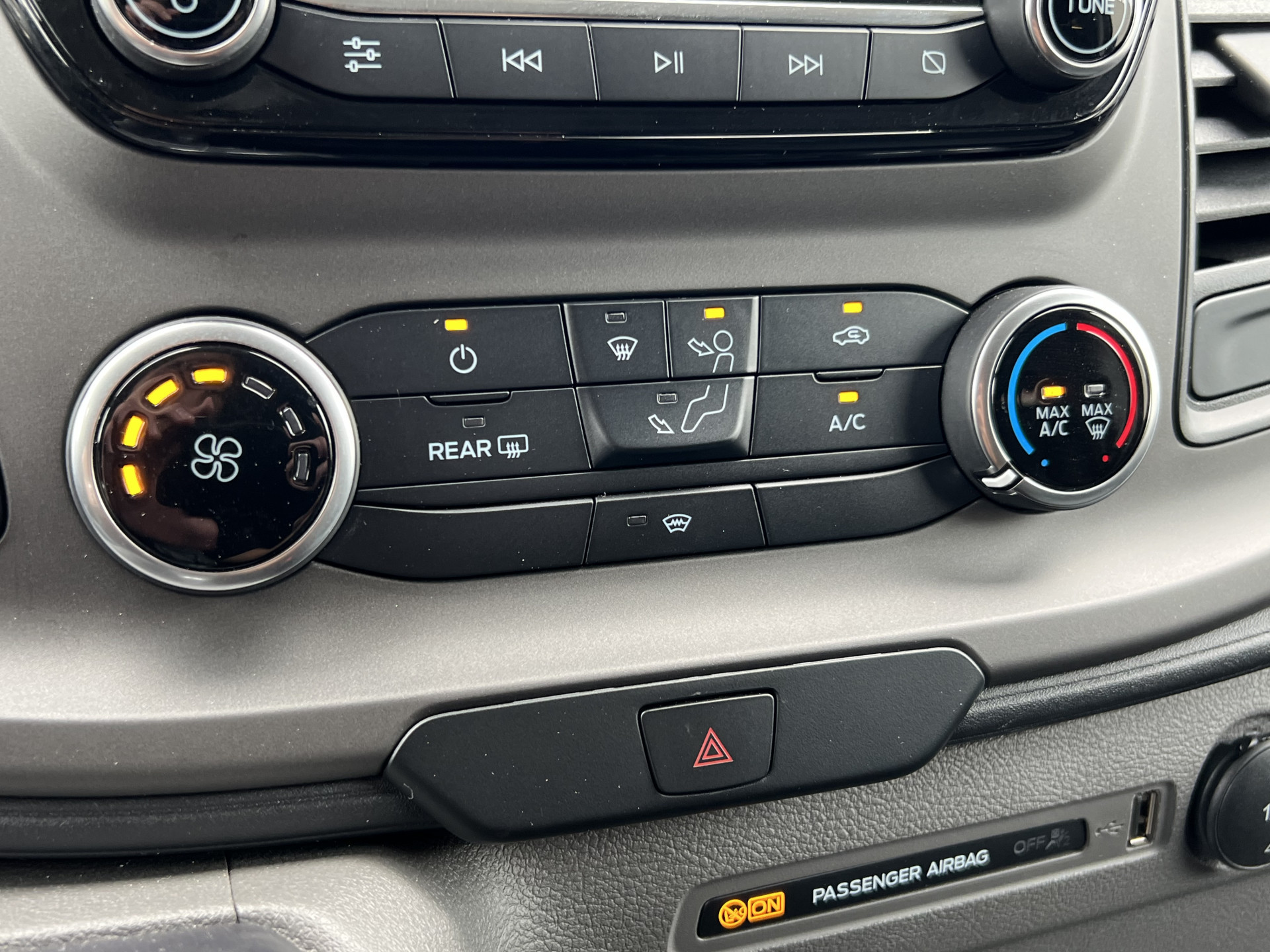 Hoofdafbeelding Westfalia FORD NUGGET PLUS