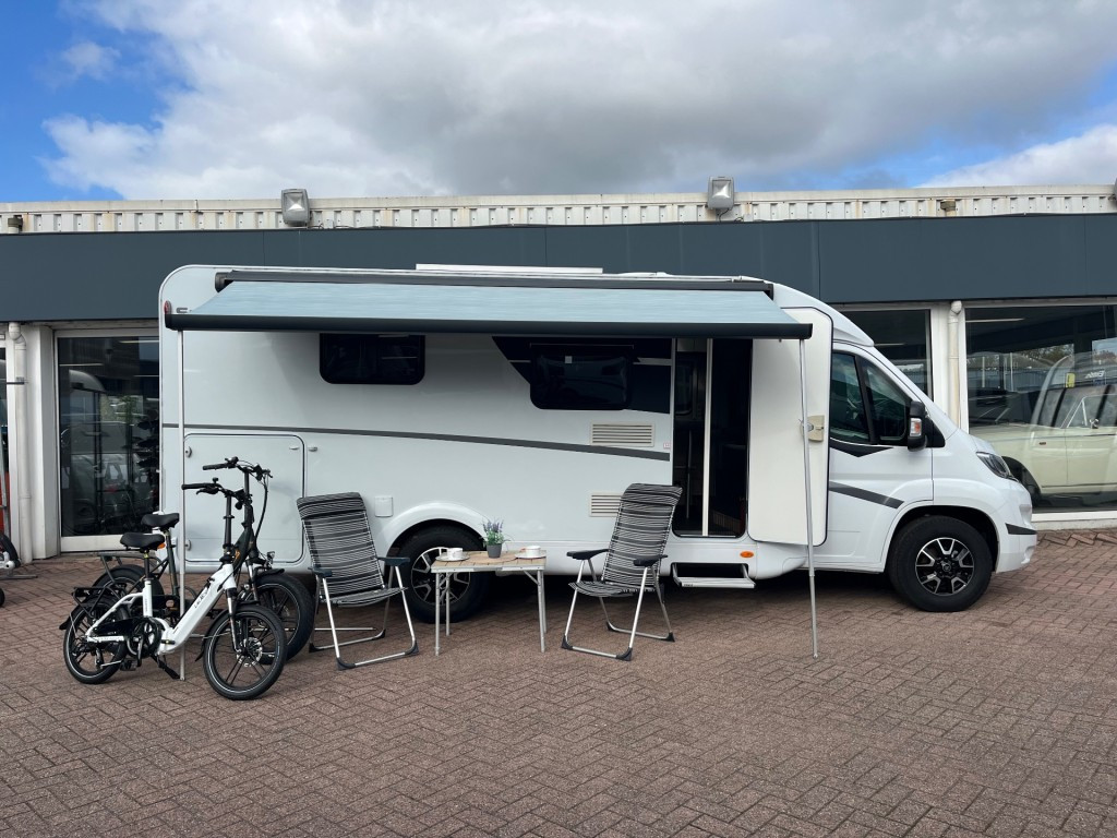 Hoofdafbeelding Sunlight V69 Adventure Ed. Queensbed Zonnepaneel