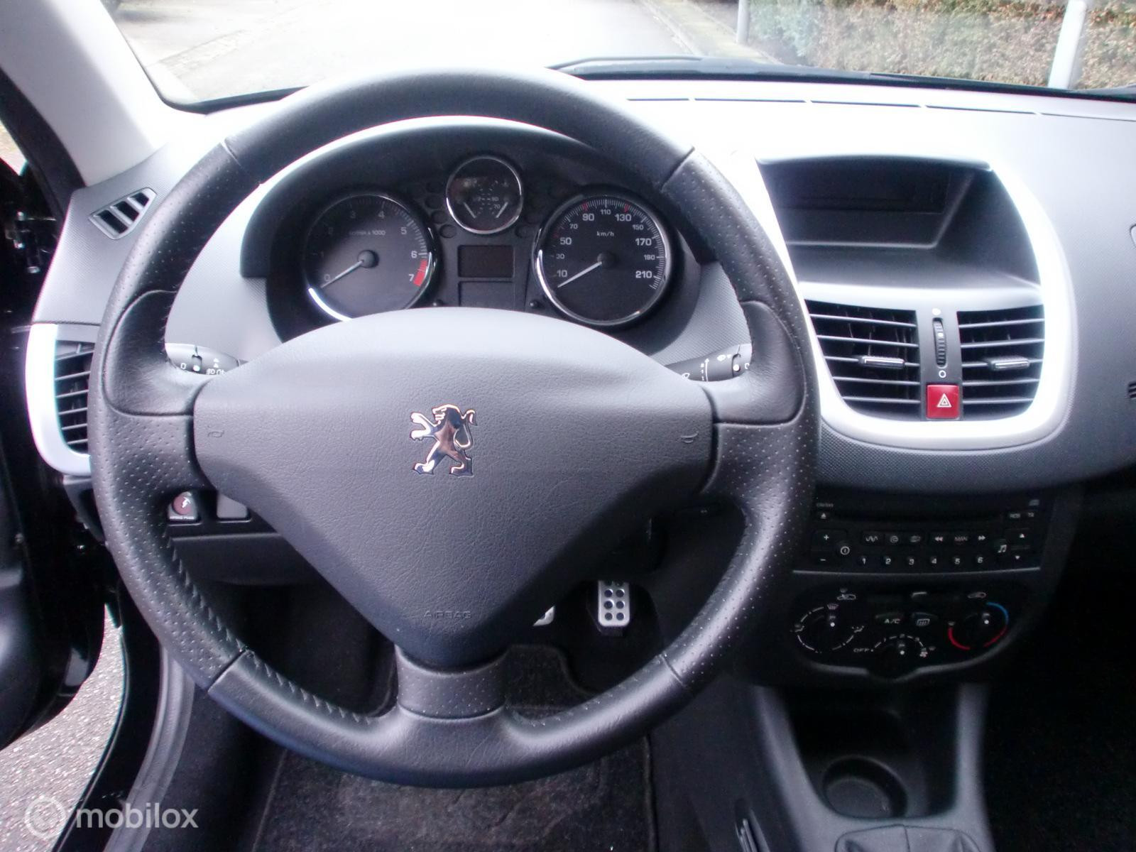 Hoofdafbeelding Peugeot 206