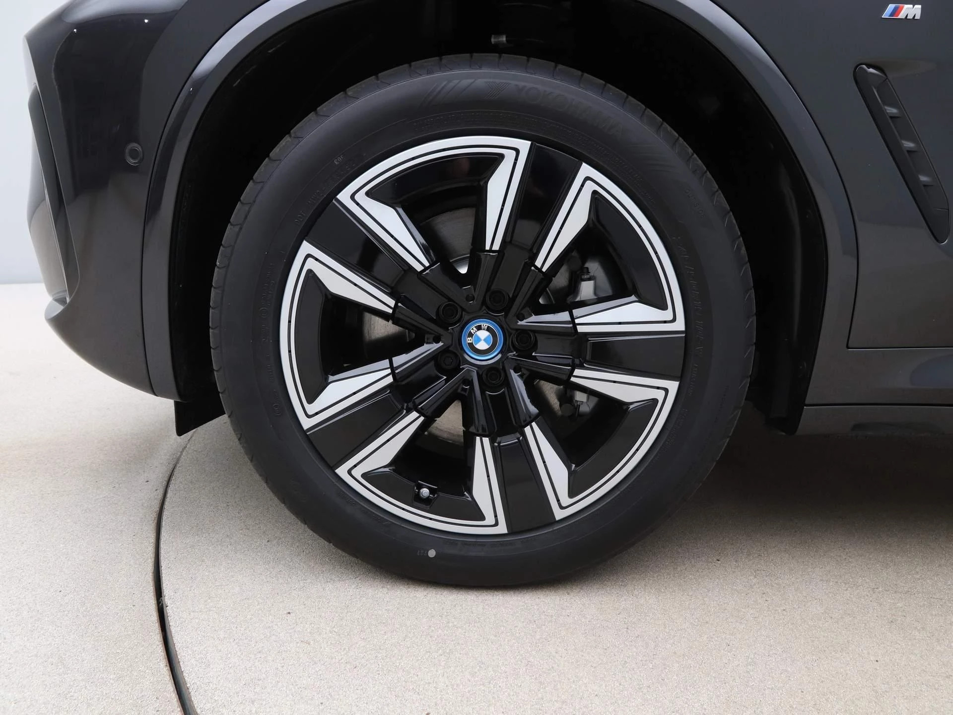 Hoofdafbeelding BMW iX3