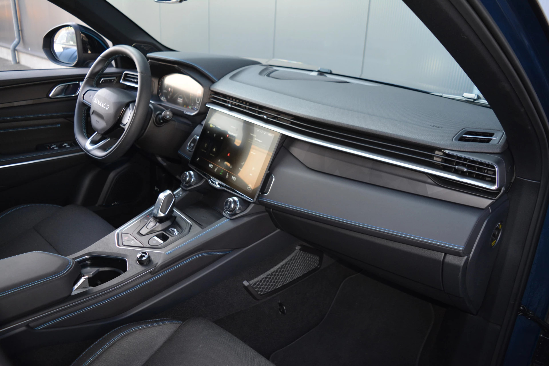 Hoofdafbeelding Lynk & Co 01