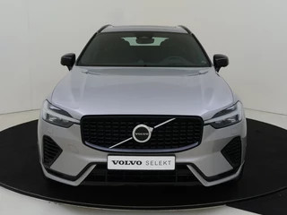Volvo XC60 Volvo XC60 T6 AWD Ultimate Dark | Luchtvering | Trekhaak | 360° Camera | - afbeelding nr 3