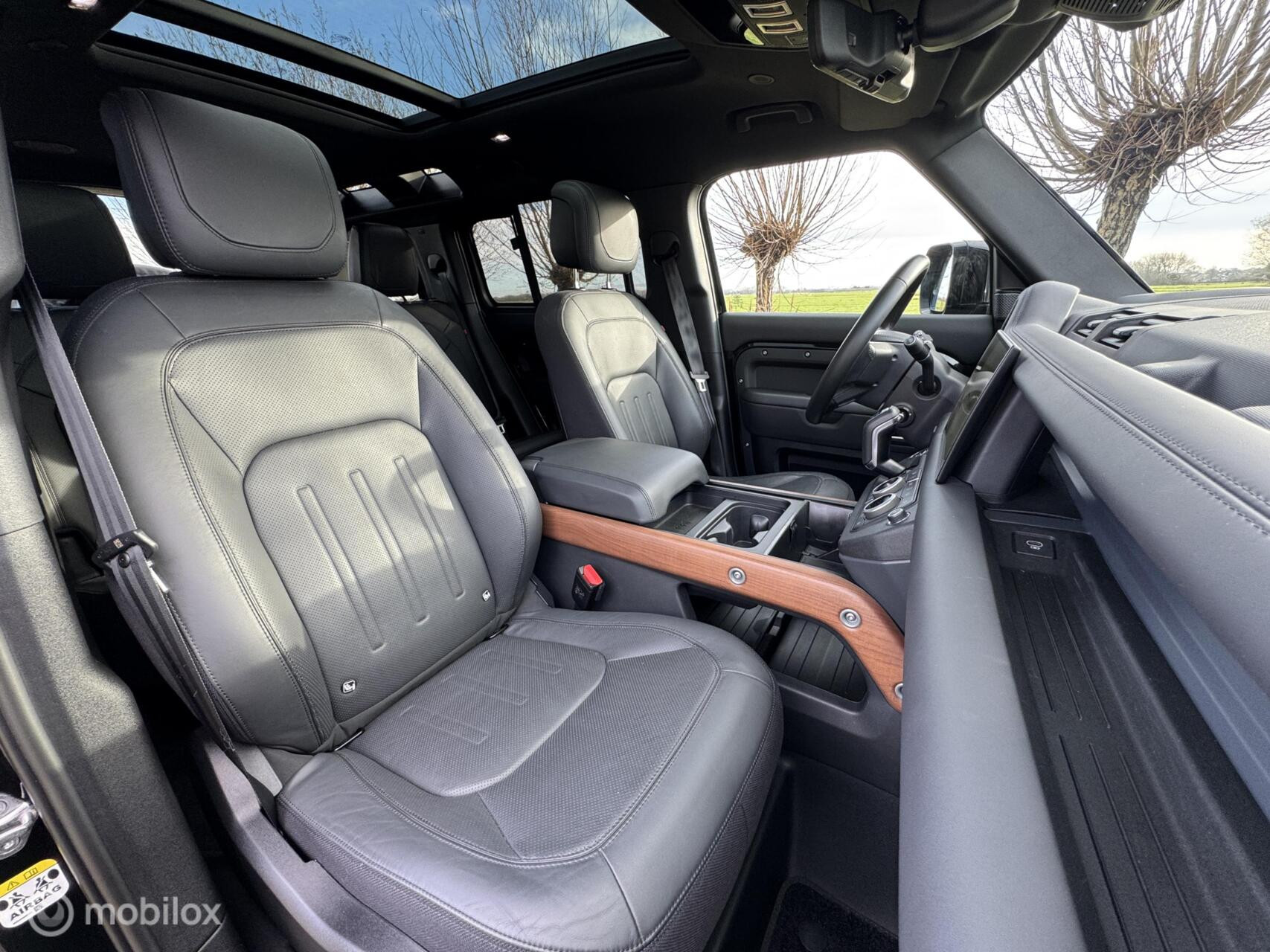 Hoofdafbeelding Land Rover Defender