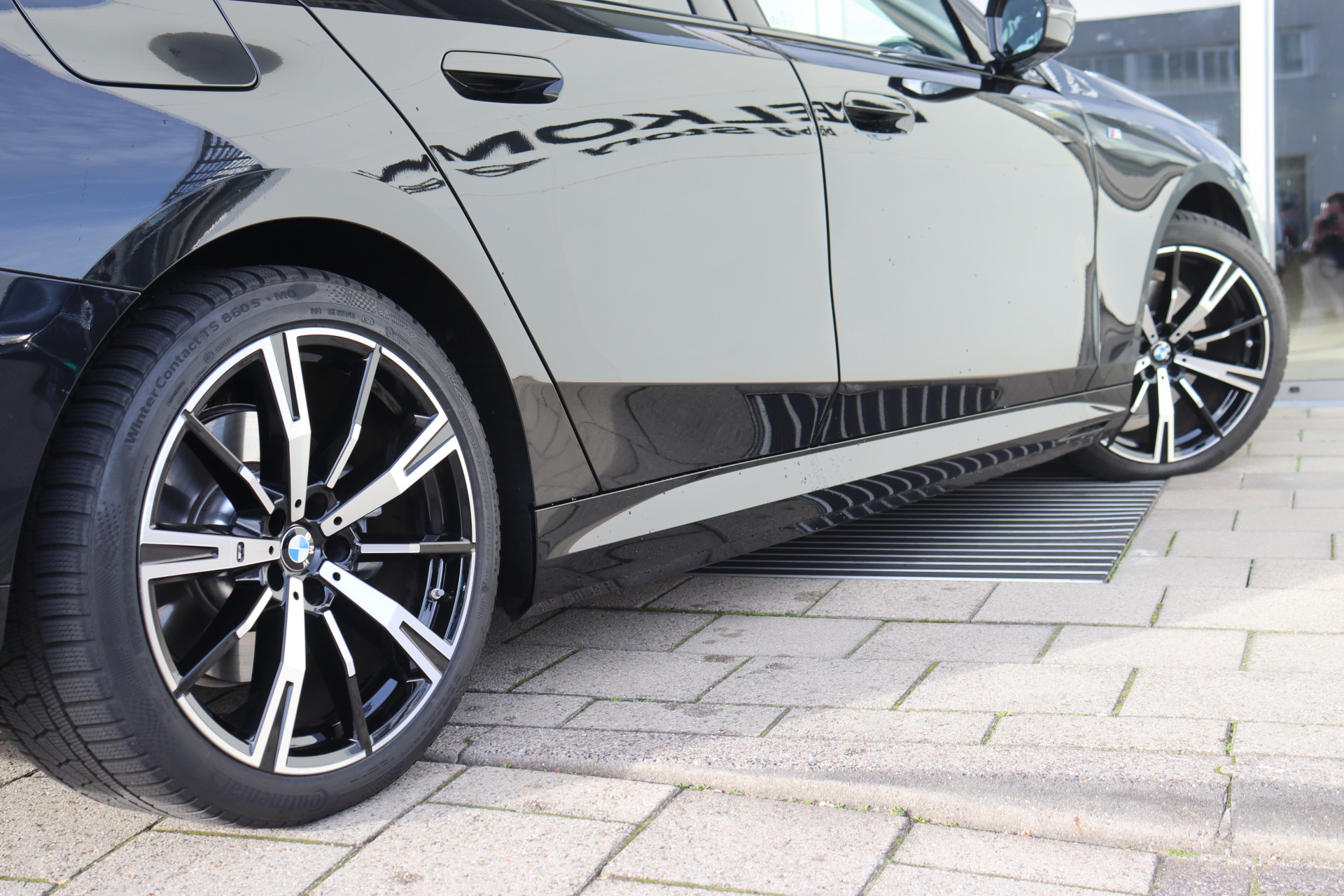 Hoofdafbeelding BMW i5