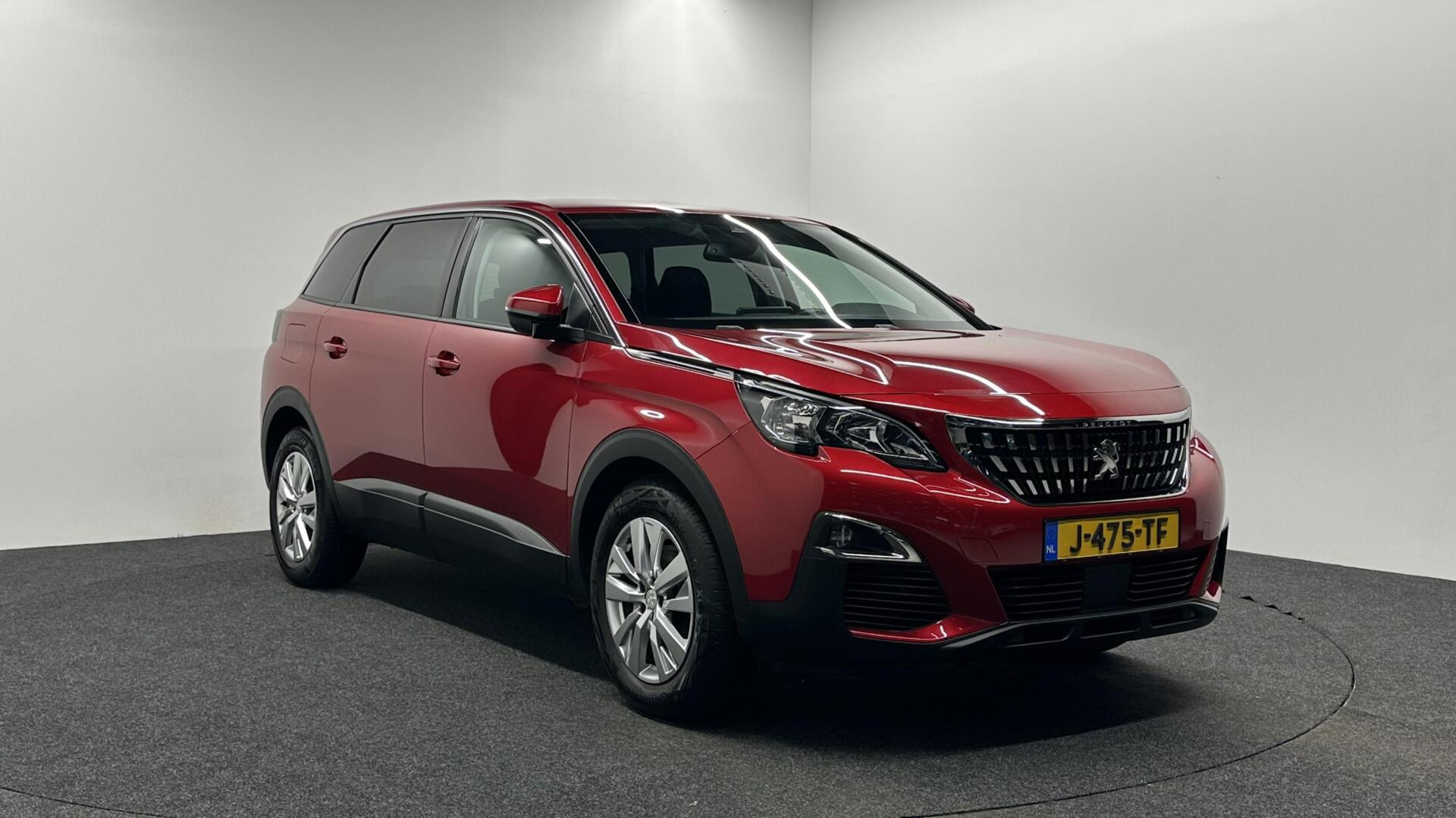 Hoofdafbeelding Peugeot 5008