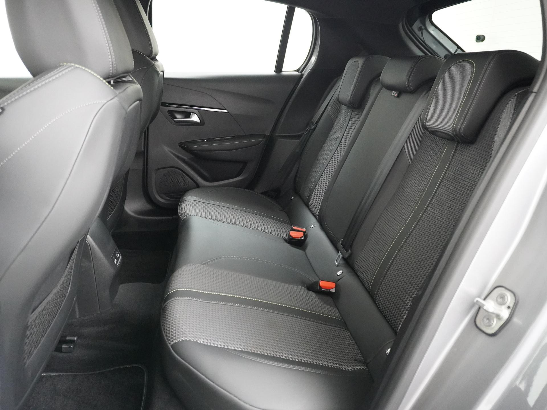Hoofdafbeelding Peugeot e-208