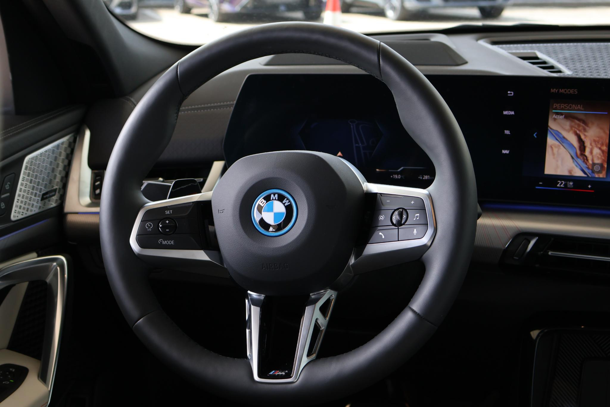 Hoofdafbeelding BMW iX2